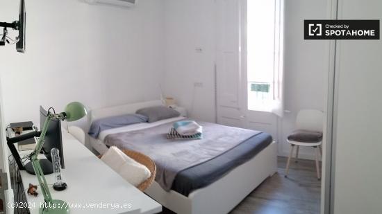 Habitación luminosa en alquiler en apartamento de 9 habitaciones, Prat de LLobregat - BARCELONA
