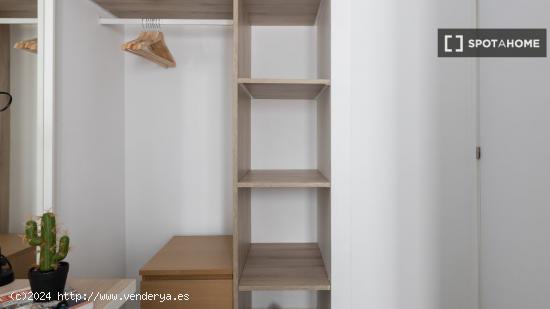 Alquiler de habitaciones en apartamento de 2 dormitorios en Getafe - MADRID