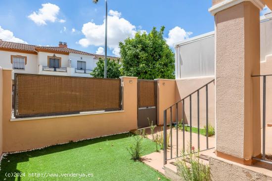 Magnífica Casa con Garaje y Patios en Utrera, Sevilla - SEVILLA