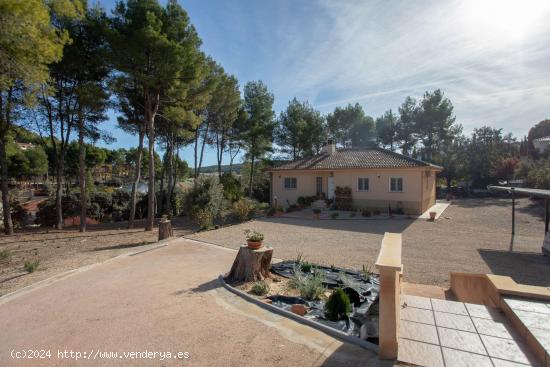 Chalet de ensueño en plena naturaleza en Alcoy - ALICANTE