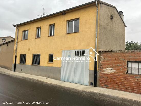 CASA CON GARAJE  A 30 KM DE SALAMANCA - SALAMANCA