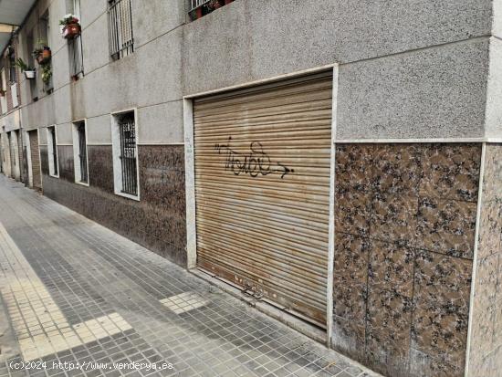 SE VENDE LOCAL EN ELCHE - ALICANTE