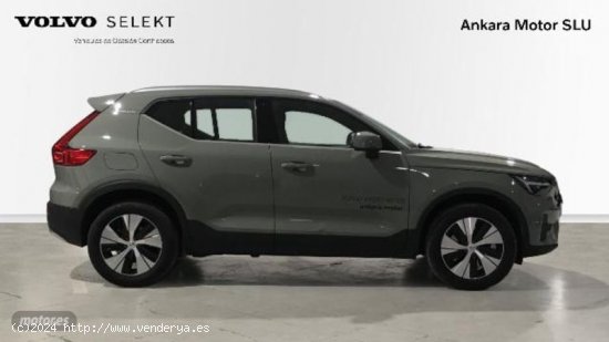 Volvo XC40 Recharge Core, T4 plug-in hybrid,Electrico/Gasolina, Bright de 2023 con 17.279 Km por 45.