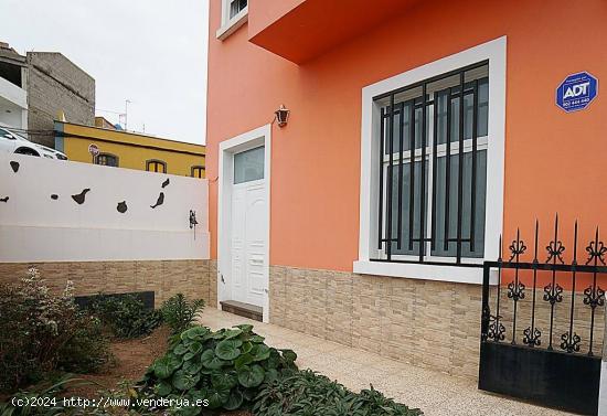 Casa terrera con jardín, terraza en Arucas-Bañaderos - LAS PALMAS