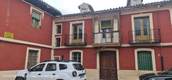 CASONA DE PUEBLO EN VALORIA LA BUENA (VALLADOLID) - VALLADOLID