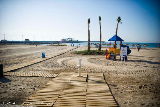 2 viviendas juntas, 4 dormitorios 100 metros playa (GARAJE OPCIONAL) - ALICANTE