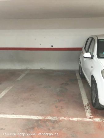 PLAZA DE PARKING DOBLE EN C/ GALILEU 272, TERRASSA - BARCELONA