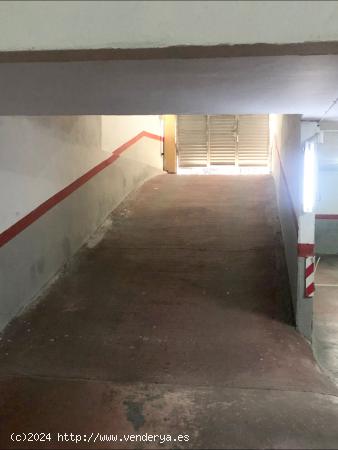 PLAZA DE PARKING DOBLE EN C/ GALILEU 272, TERRASSA - BARCELONA