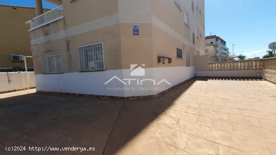 Panta baja com terraza de 70m² situada en la playa de Bellrefuard a solo 300 metros del mar - VALEN