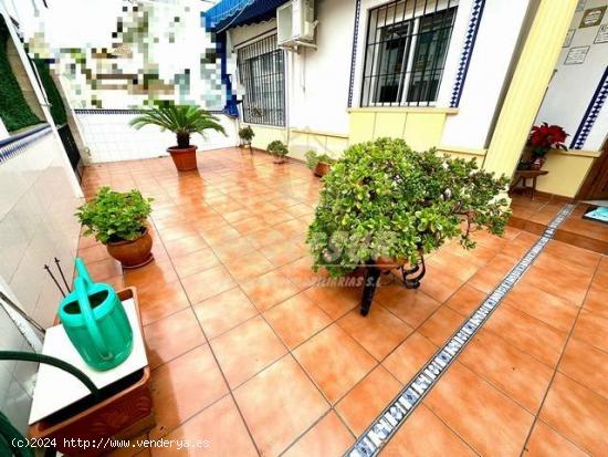 HIPERCOR / SAN RAFAEL DE LA ALBAIDA- Casa adosada con gran porche, 2 plantas. - CORDOBA