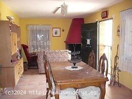 Se vende chalet en Vilamarxant. - VALENCIA