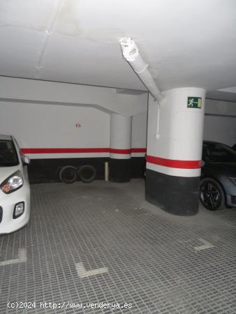 PLAZA DE PARKING EN VENTA EN LA AVENIDA MISTRAL - BARCELONA