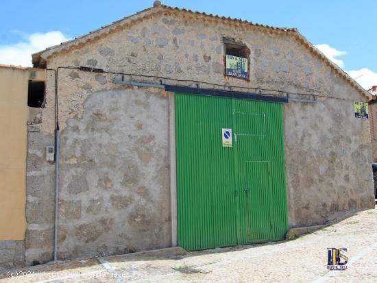 Se Vende en Villacastin - SEGOVIA