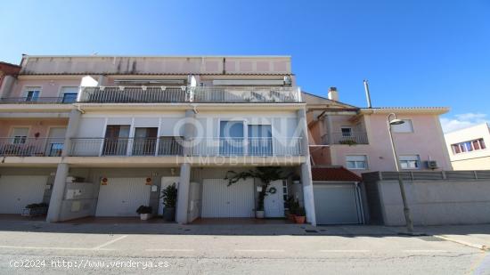 Maravilloso adosado en la Villa de Muro - ALICANTE