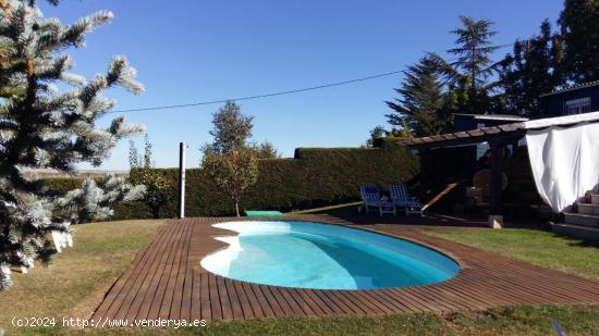 INCREIBLE casa en Villanueva del Carnero - LEON