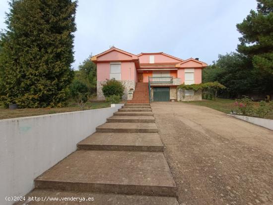 CHALET EN FOLGOSO DE LA RIBERA CON EXCELENTES VISTAS - LEON