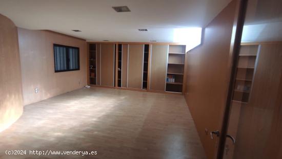 LOCAL COMERCIAL en SAHAGUN - LEON