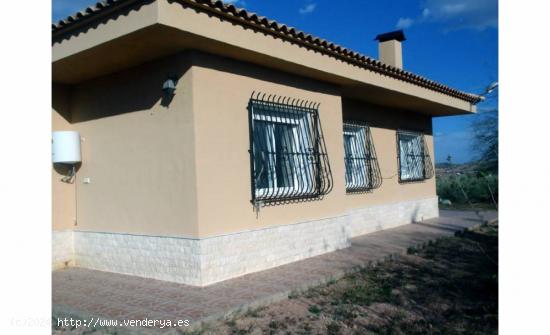 Chalet, a la venta,  en Hondon de las Nieves - ALICANTE