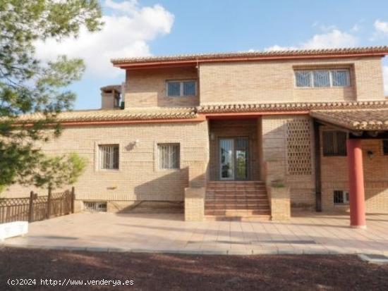 magnifico chalet con vistas maravillosas - MURCIA