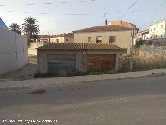 Parcela de suelo urbano bien situada en casco urbano de Archena. - MURCIA