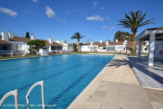 Apartamento con piscina comunitaria en la playa de Riumar - TARRAGONA