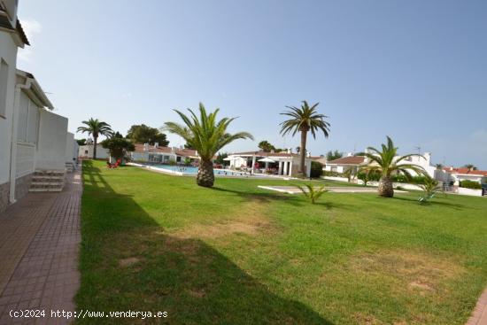 Apartamento con piscina comunitaria en la playa de Riumar - TARRAGONA