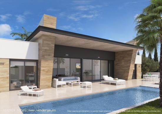 VILLA INDPENDIENTE EN UNA PLANTA DE 3 DORMITORIOS 3 BAÑOS Y PISCINA PRIVADA EN PARCELA DE 530 M2 - 