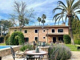 Finca con casa y piscina en Santa Maria - BALEARES