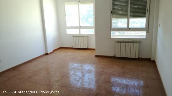 Piso duplex con garaje y trastero ¡Nuevo a estrenar! en Tobarra (Albacete). - ALBACETE