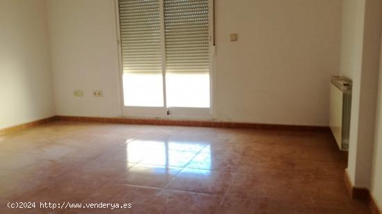 Piso duplex con garaje y trastero ¡Nuevo a estrenar! en Tobarra (Albacete). - ALBACETE