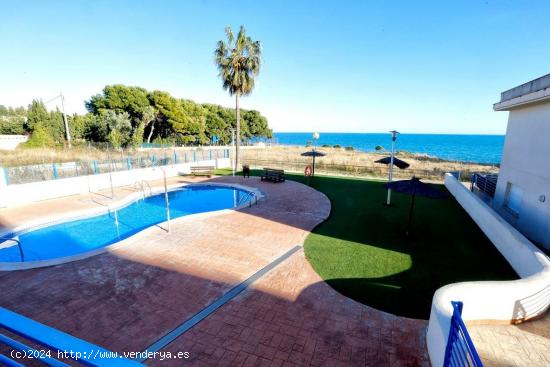 ADOSADO A PRIMERA LINIA DE MAR - TARRAGONA