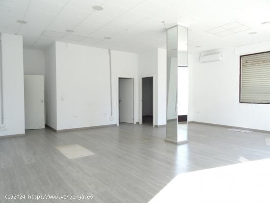 ¡¡ Local Comercial en Venta en Barriada Hispanoamérica !! - MURCIA