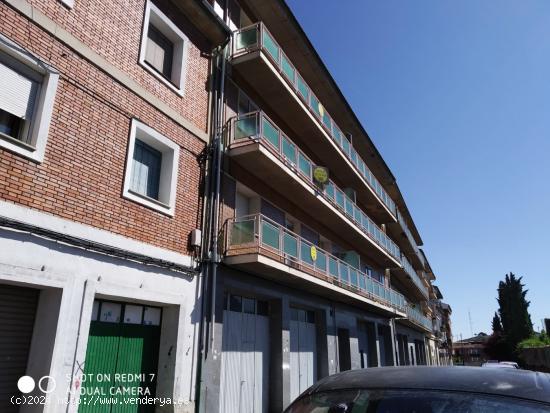  Local en venta en Cuéllar. Calle Calvario. 120 m² construidos. Bodega y garaje. Ref. 1626 - SEGOVI 