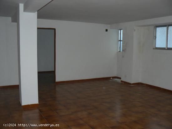 Local en venta en Cuéllar. Calle Calvario. 120 m² construidos. Bodega y garaje. Ref. 1626 - SEGOVI