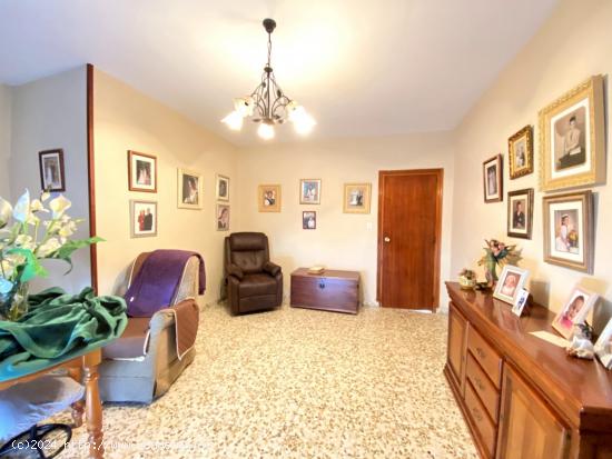 GRAN CASA EN EL PUEBLO DE ALAMEDA ESTA DISPONIBLE¡¡¡¡ - MALAGA