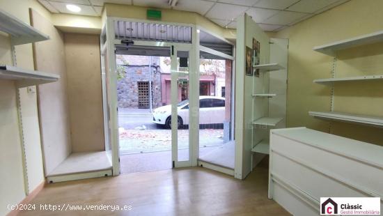 LOCAL COMERCIAL ALQUILER 86m2 Calle Nuria (Terrassa) 450€/mes - BARCELONA