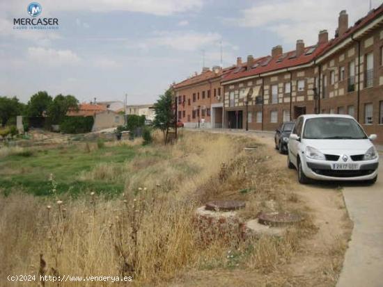 Terreno urbano en venta en Travesía de la Fuente,, 28-30-32, Torrejon Del Rey, Guadalajara - GUADAL