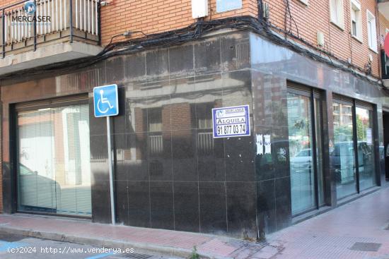 Local Comecial en Avda. Reyes Magos Alcalá de Henares - MADRID
