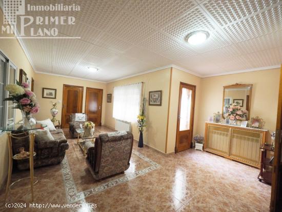 *CASA DE 2 PLANTAS POR CALLE DON VICTOR POR 168.000 €* - CIUDAD REAL