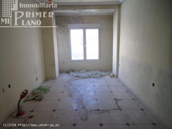 CASA DE 276m2 JUNTO A PLAZA DE ESPAÑA, TOMELLOSO CON LOCAL COMERCIAL - CIUDAD REAL