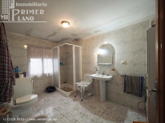 *Vivienda de planta baja en c/Oriente con 192 m2 de parcela, 4 dormitorios* - CIUDAD REAL