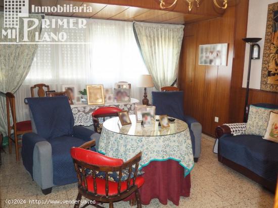 PISO DE 3 DORMITORIOS, BAÑO + COCHERA CERRADA POR ZONA CENTRO 49.000 € - CIUDAD REAL