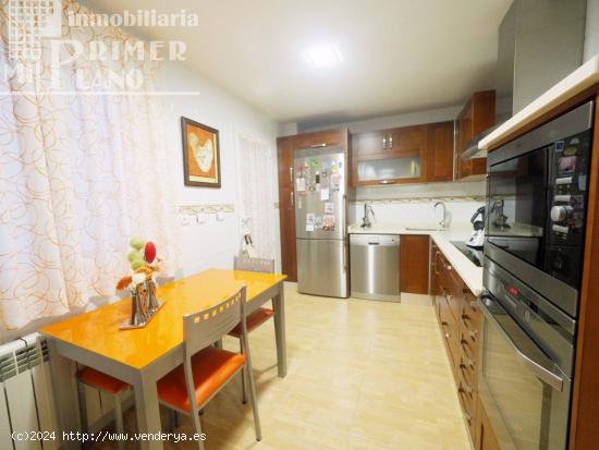 ESPECTACULAR VIVIENDA EXTERIOR CON 3 DORMITORIOS, VESTIDOR, BAÑO, GARAJE Y ASCENSOR POR 98.000 Euro