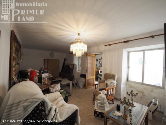 Se vende casa para derribar o reformar en c/Ismael de Tomelloso de 164 m2 - CIUDAD REAL