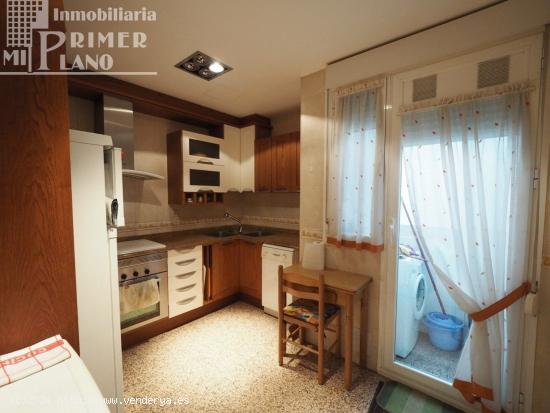 *Vivienda exterior, con 2 dormitorios + 2 baños y plaza de garaje y piscina en Don Victor Peñasco*