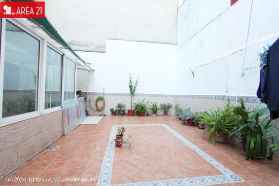 VIVIENDA EN PLANTA BAJA EN CASA DE PUEBLO - VALENCIA