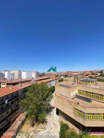 Piso de alquiler para estudiantes en San Bernardo, Salamanca - SALAMANCA