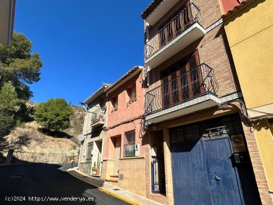 URGE VENDER Casa de pueblo en Montroy - VALENCIA