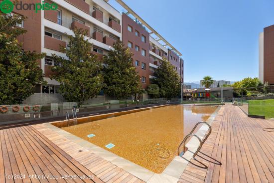 CAMPUS DE LA SALUD JUNTO CARREFOUR - GRANADA