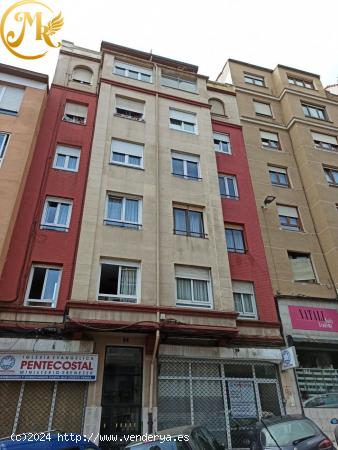 Un piso  en pleno centro de Santander, con ascensor y que se entrega listo para entrar a vivir. - CA